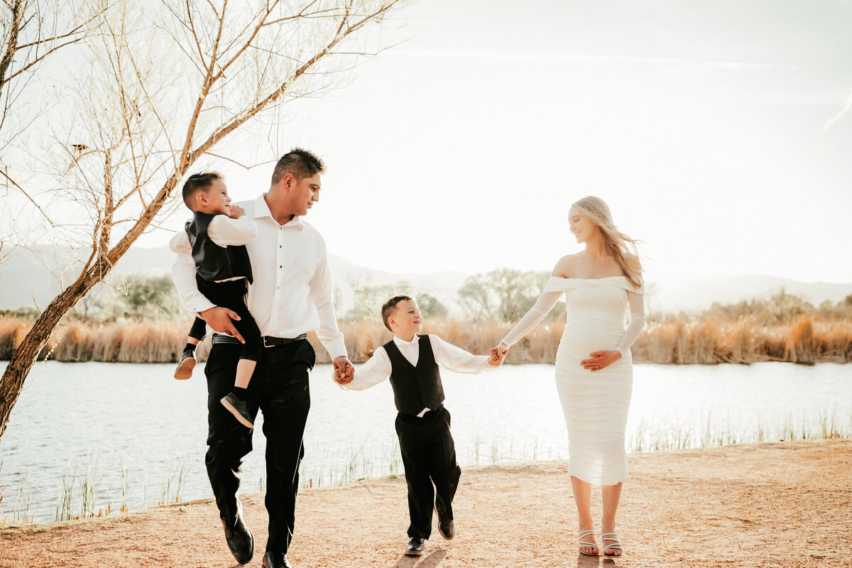 Arizona Family Portrait Photographer _ Jerome, Arizona _ Danielle Schury Photography _JPG