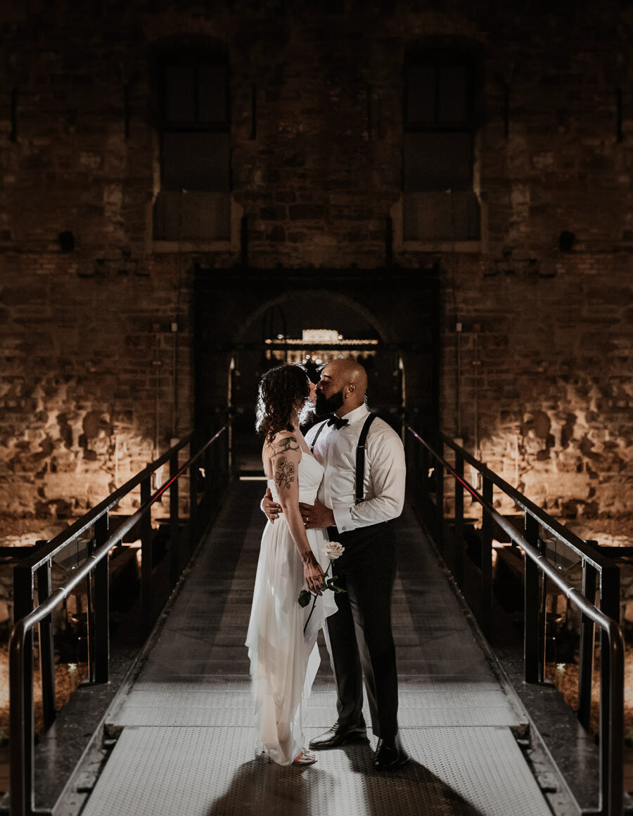 raycourtyardweb-2mobile2