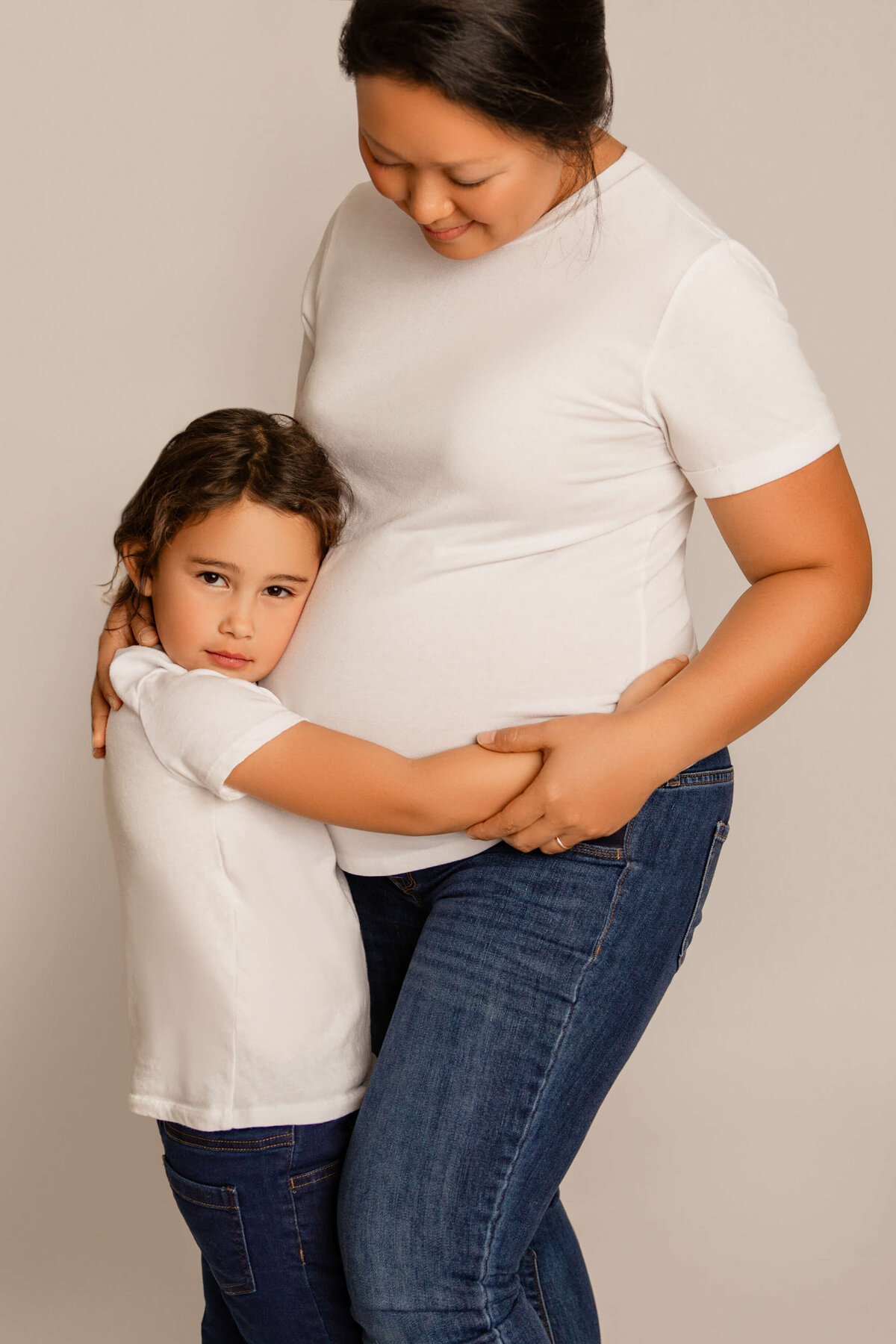 Brookfield-Maternity-photographer-1