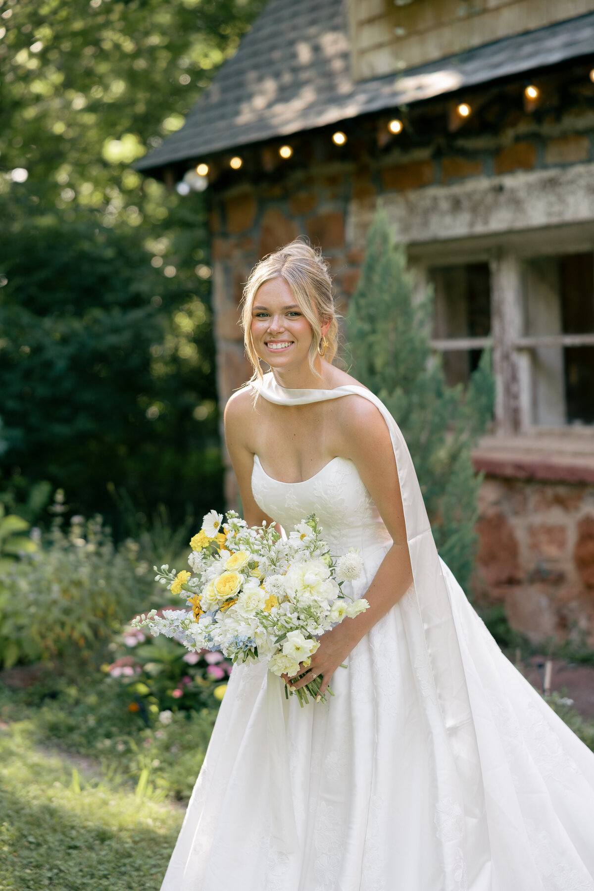 Smiling Bride with Yellow Bouquet – Northwest Arkansas Outdoor Wedding