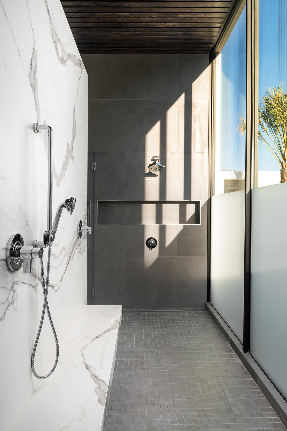 Redwing Master Shower 1