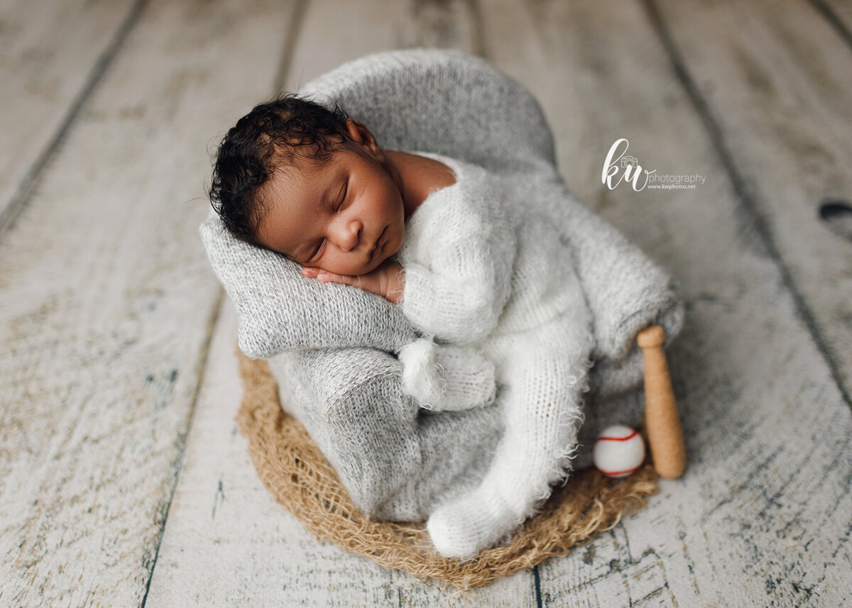 McDonough newborn photographer, Atlanta Newborn Photographer, Fayetteville newborn Photographer, Peachtree city newborn photographer, Hampton ga newborn photographer, marietta ga newborn photographer