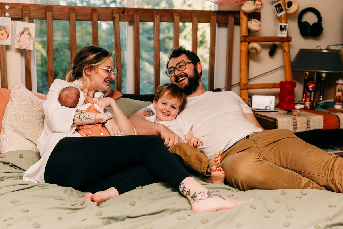 denver-lifestyle-newborn-photography-15
