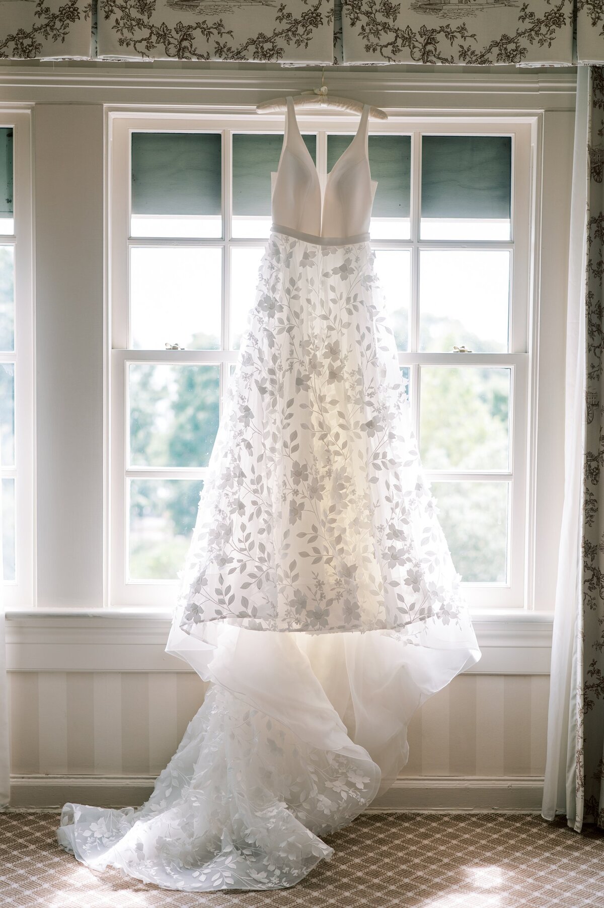 Charleston-and-Washington-DC-Wedding-Photographer-Hay-Adams-Tess-and-Dan-9