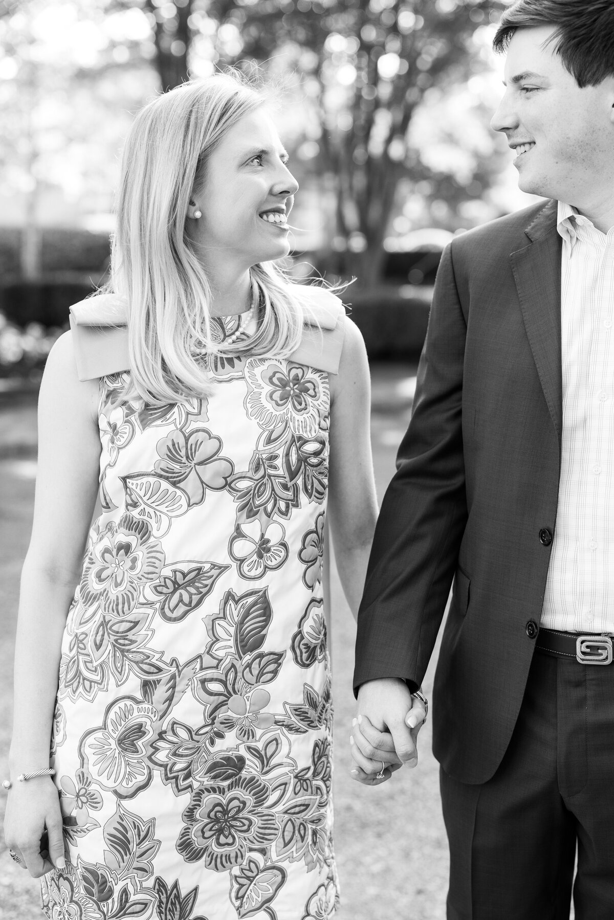 TheReserveatLakeKeoweegagementSession-KendraMartinPhotography-32