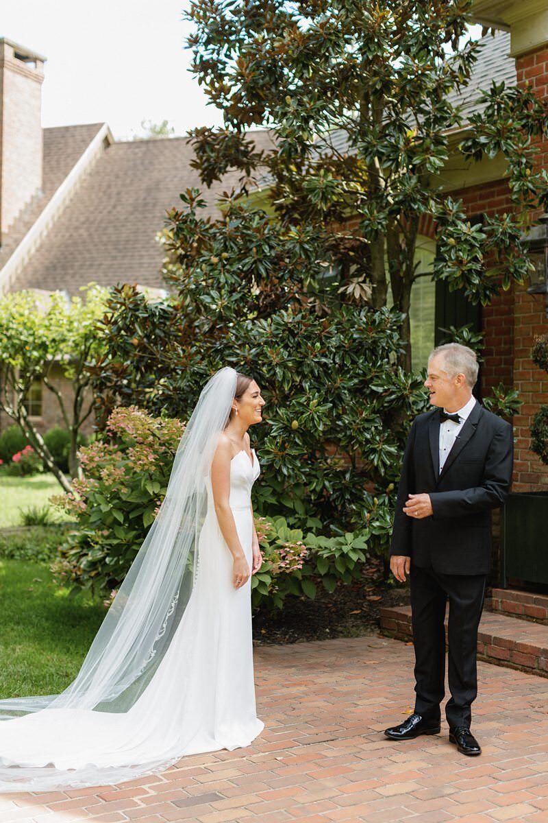 Classic Wedding at City Church of Evansville with Reception at ECC056