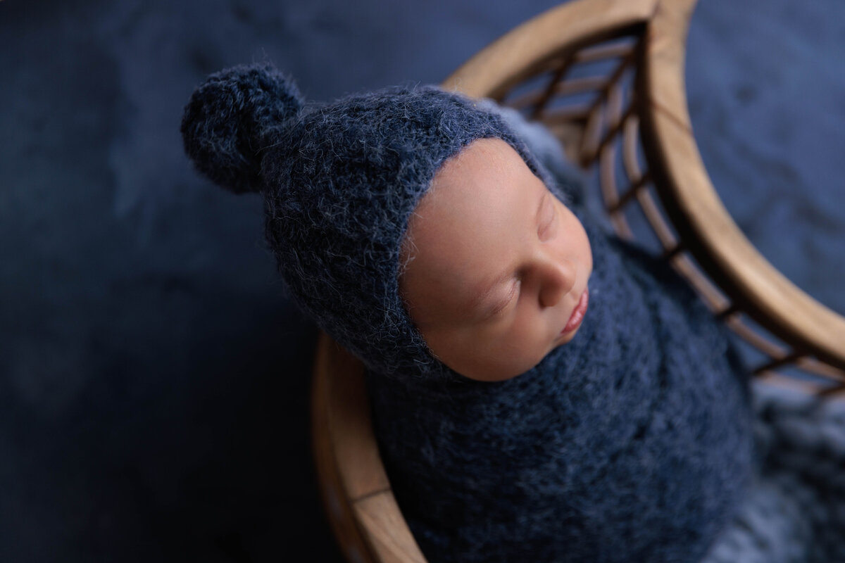 newborn-boy-navy