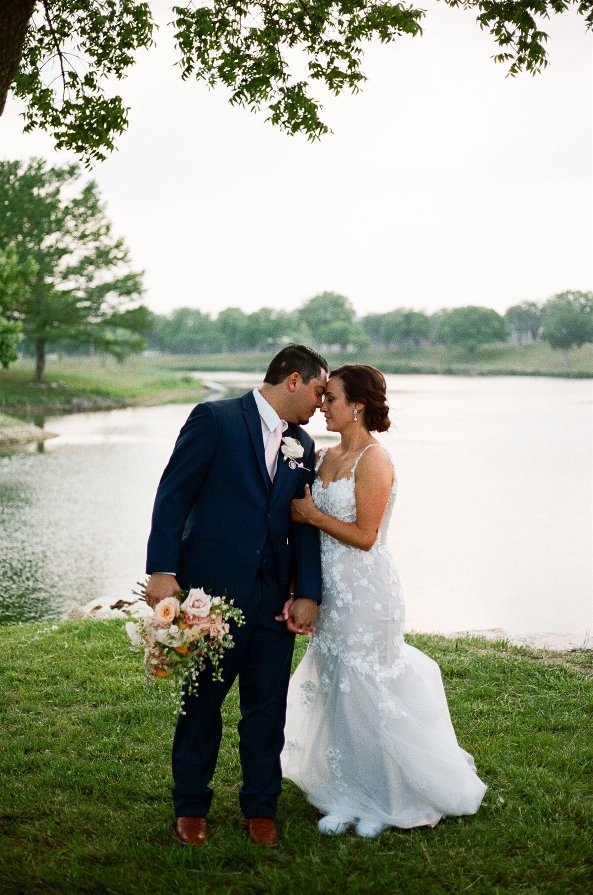 kerrville-wedding-film-photographer-Leah-Thomason-6