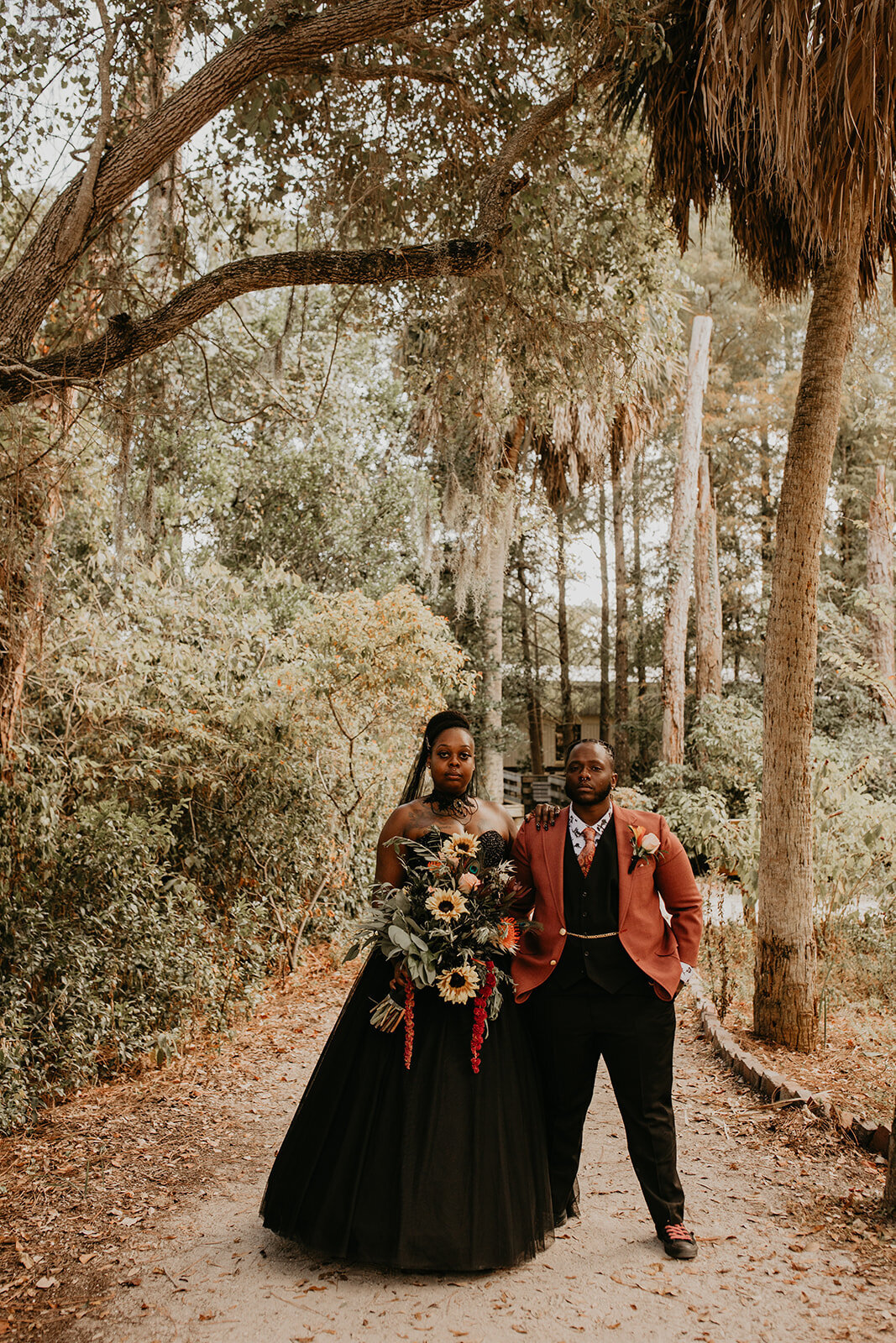 mad-images-photo-boyd-hill-florida-elope-chantilly-chic-celebrations-halloween-wedding-5