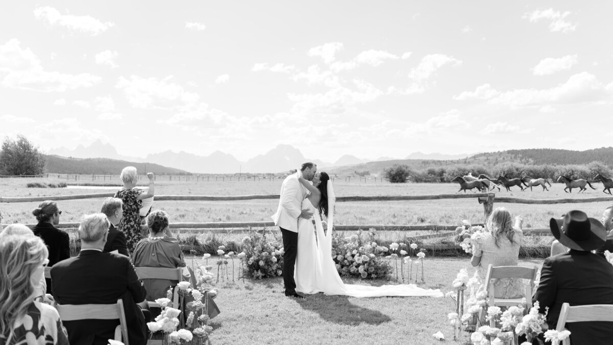 Diamond Cross Ranch Wedding Photos-34