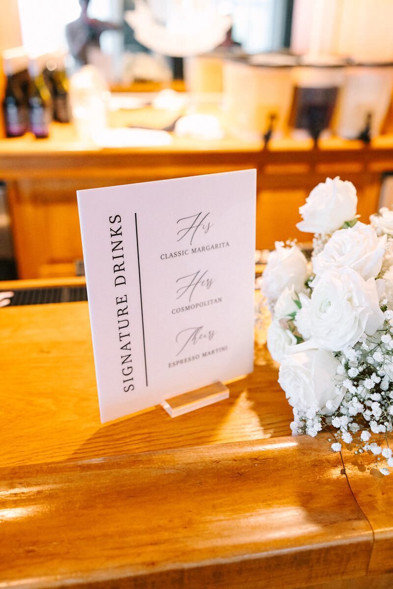 evansville-country-club-black-and-white-reception04