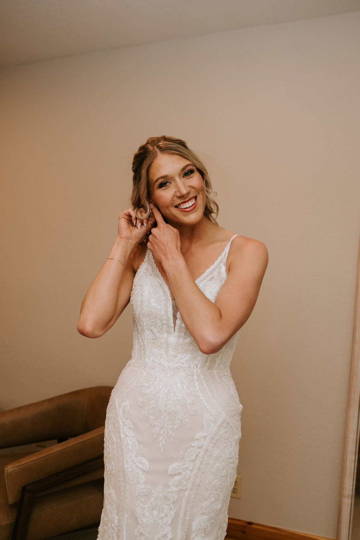 Sara + Lucas Sneak Peeks-16