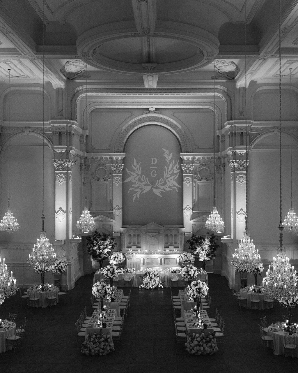 Maison-Principale-high-end-wedding-photographer-raphaellegranger
