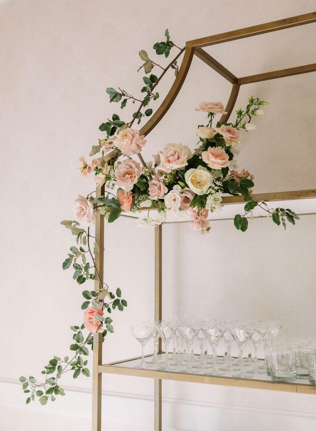 molly-luke-floral-details-springvale-floral-st-regis-dc