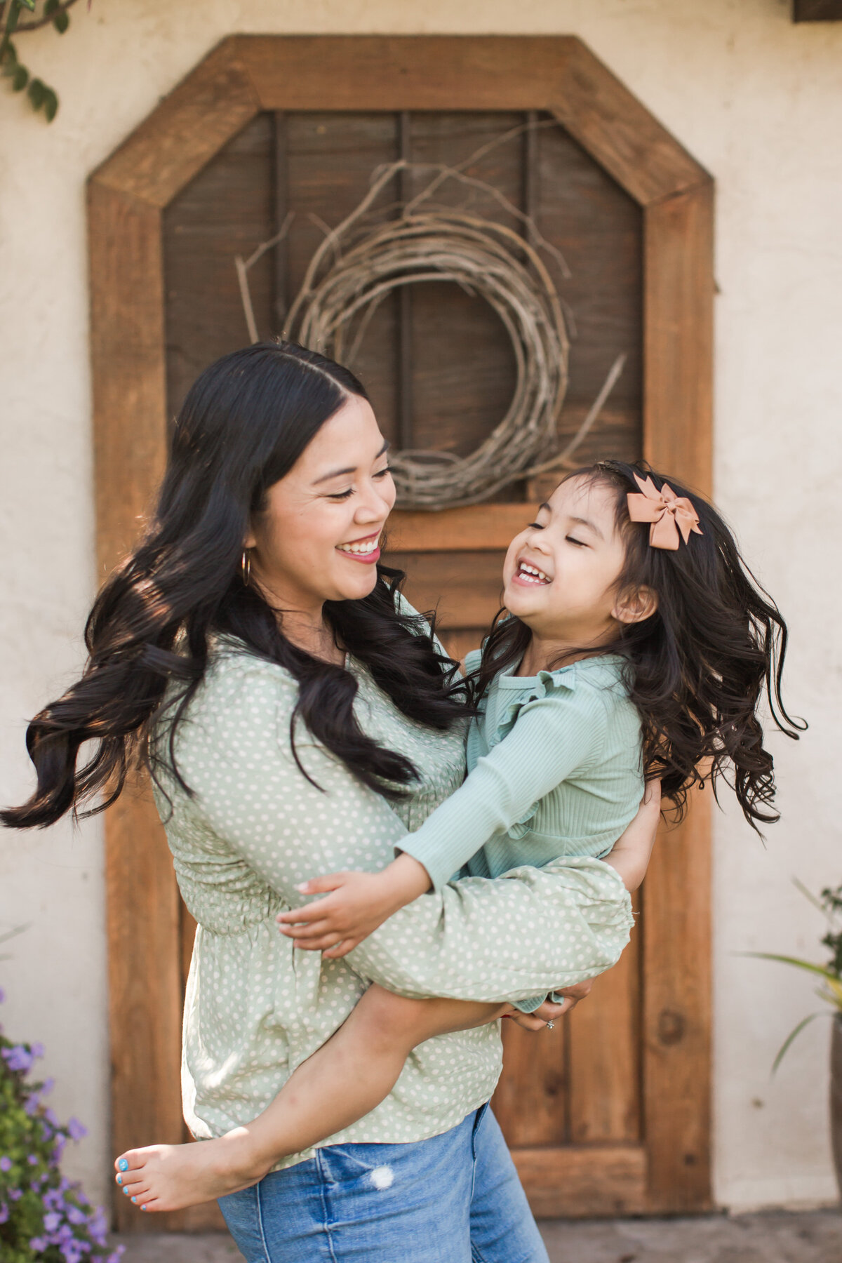 san-diego-family-photographer-summers-past-time-mother-daughter