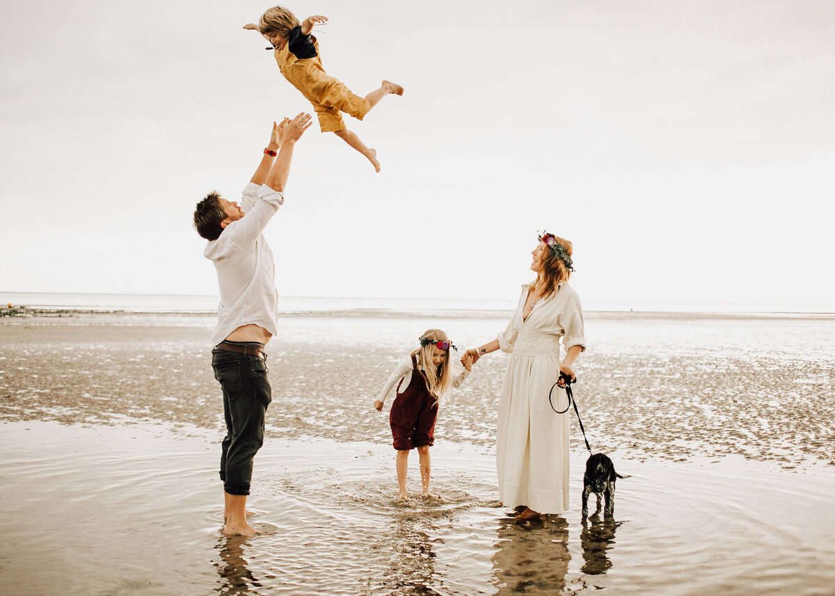 sussex-family-photographer-beach-photoshoot-7