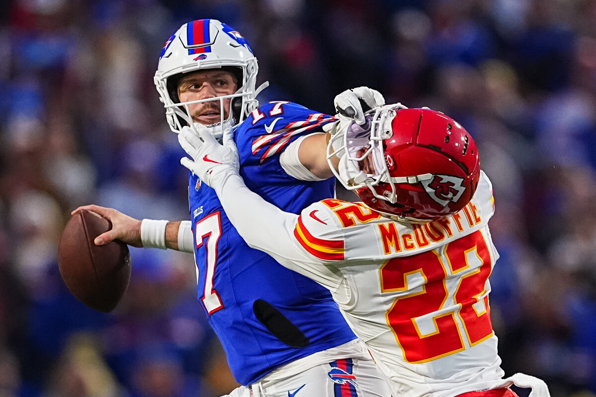 kansas-city-sports-photography-chiefs-0050-defensive-tackle-midplay-buffalo-bills