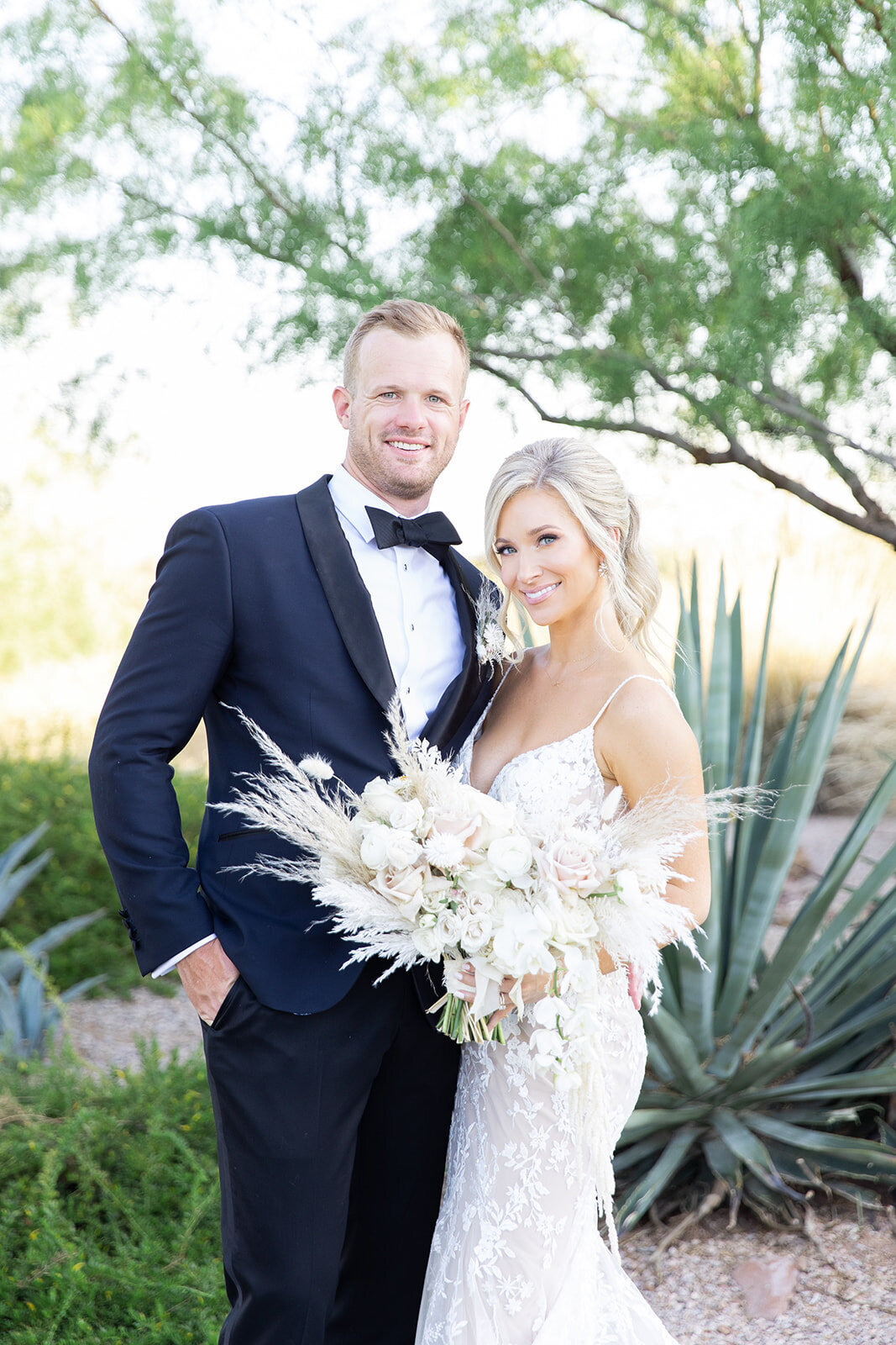 Karlie Colleen Photography - Ashley & Grant Wedding - The Paseo - Phoenix Arizona-672