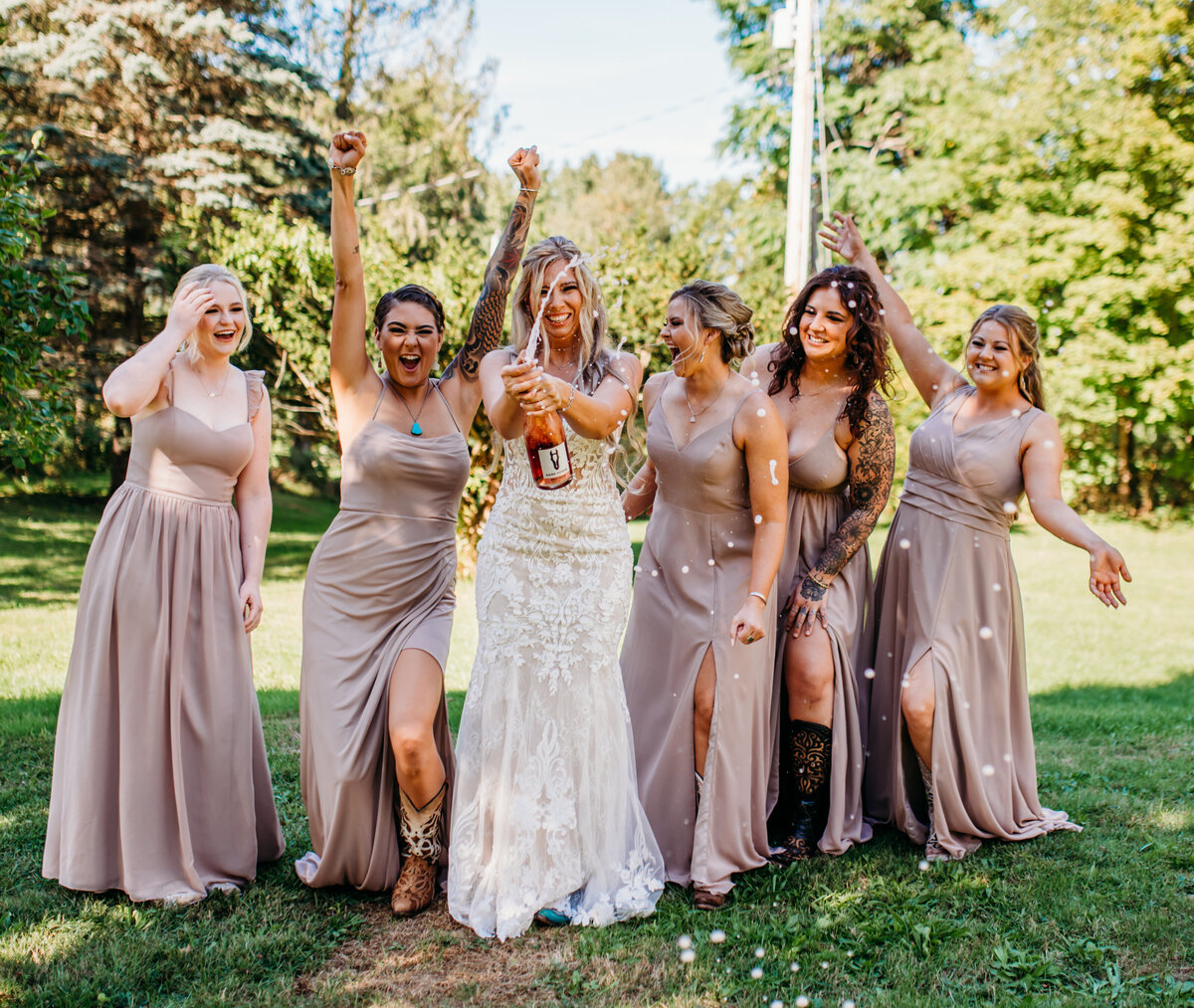 Hudson Valley Wedding - Lucky Lilac Photography-10