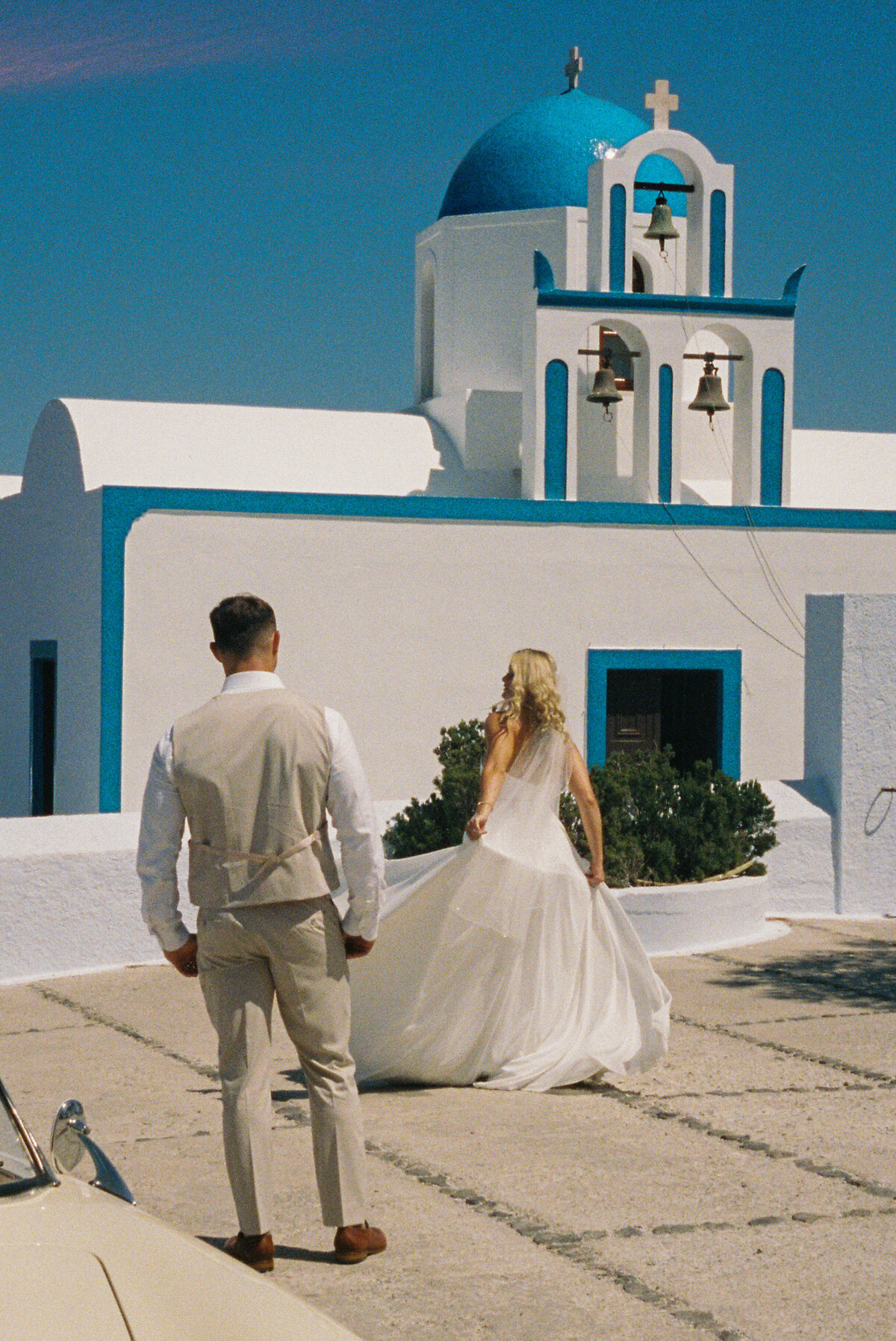 santorini-summer-elopement-film-greece-island-elegant-timeless-vintage-184