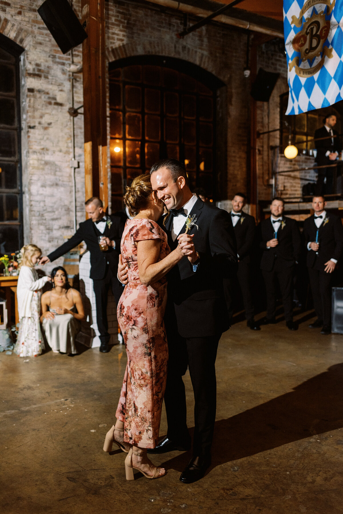 AsburyBiergartenWedding_TaylorNicollePhoto-110