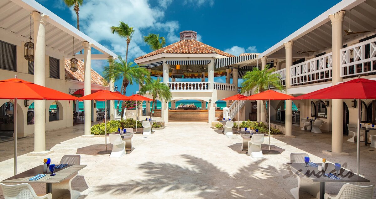 sandals grande antigua caribbean side