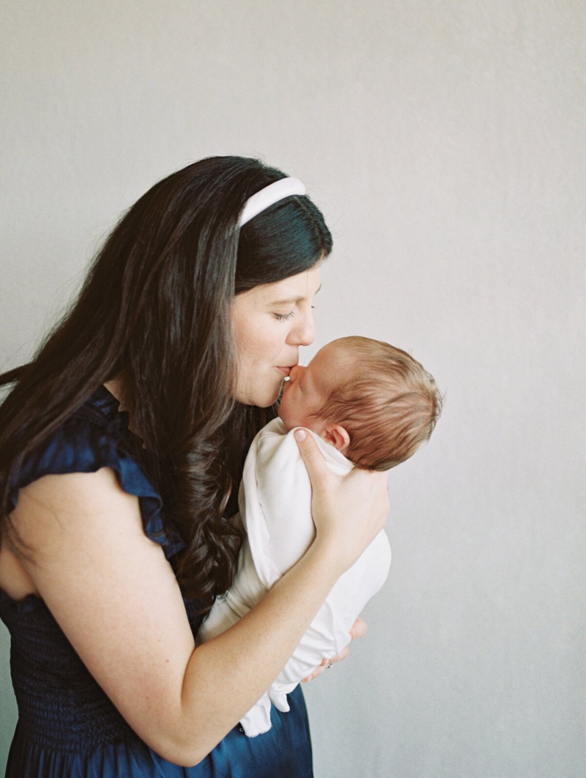 northern virginia newborn photography studio film mom baby photo idea