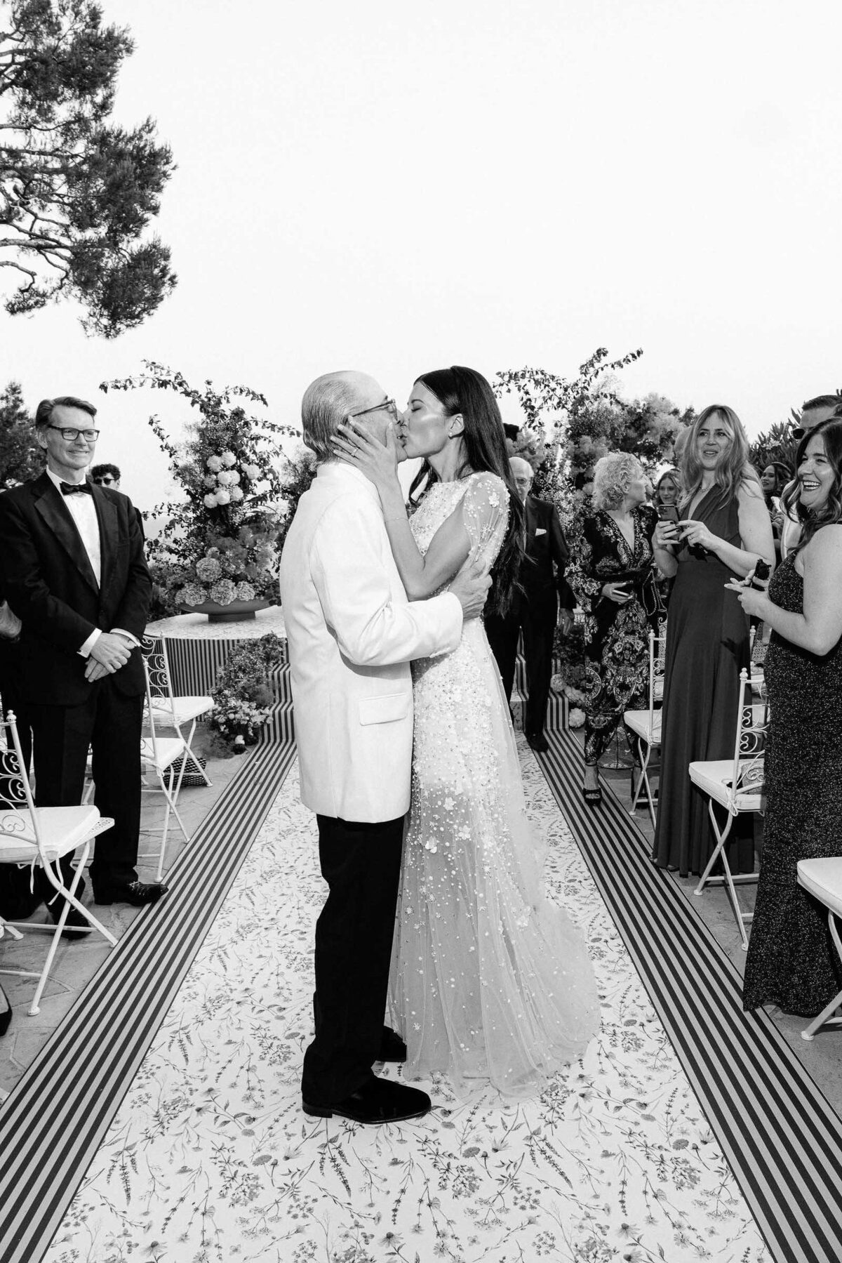 wedding at four seasons hotel cap ferrat france 53