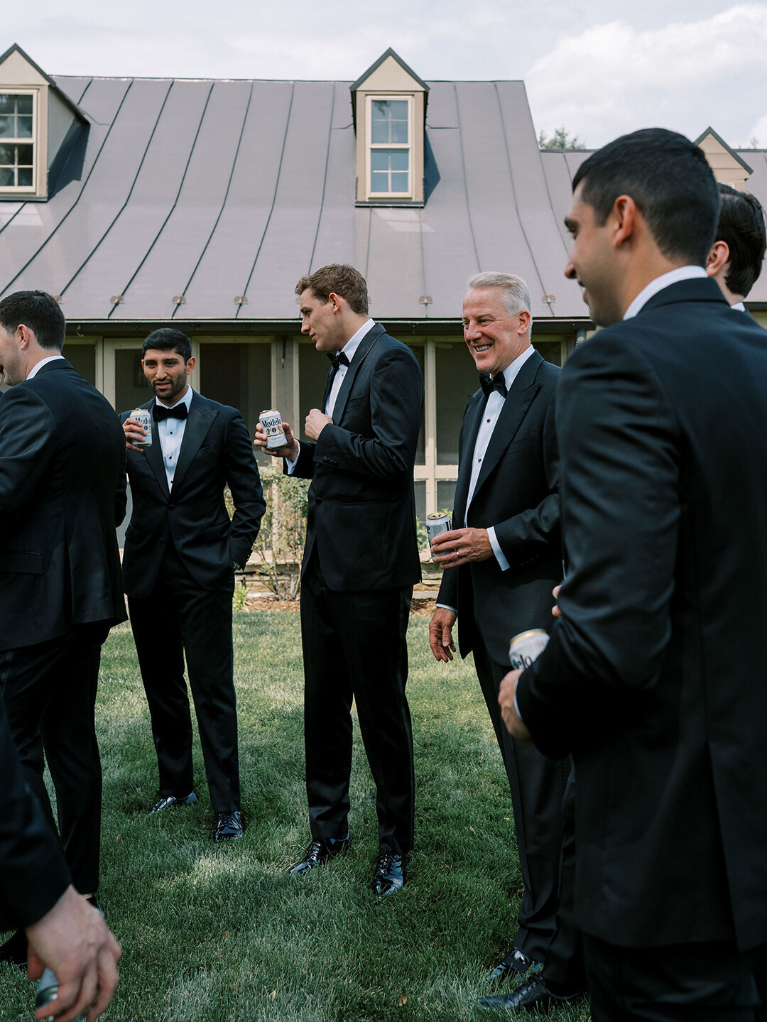 KathleenRob5-3-25GlenstoneGardenVA-VickiGraftonPhotography-189