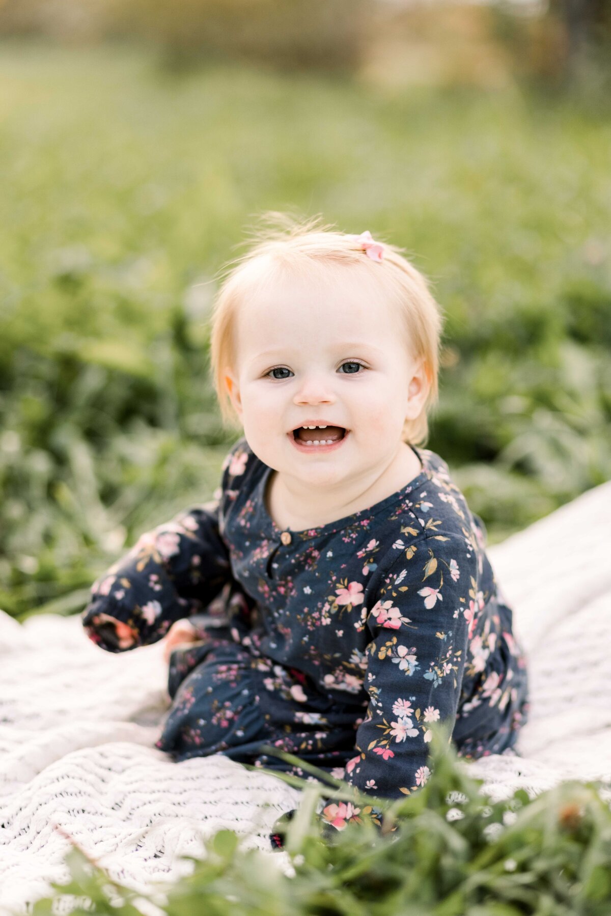 Alyssa Joy Gordon . New Hampshire Portrait Photographer . Senior Portraits . Family Portraits-65