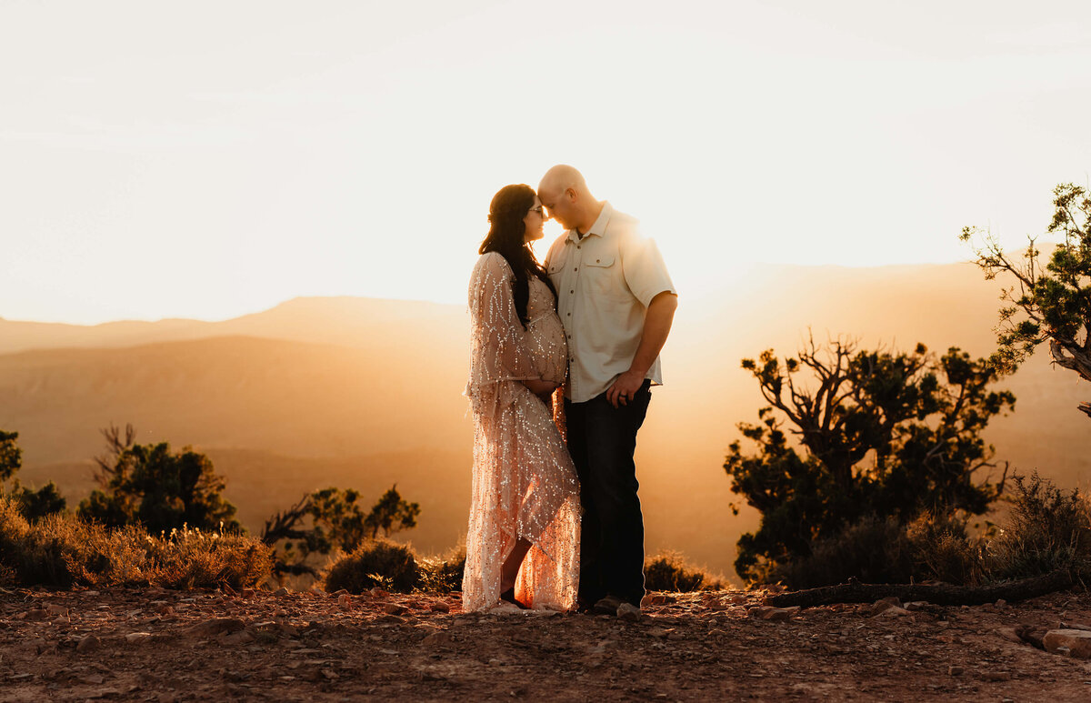 las-vegas-maternity-photographer-sunset-session
