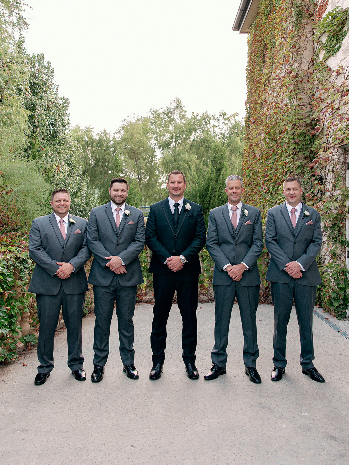 2023-09-16Jamie+JayKeiserWedding_MollyMurphyPhotography-27