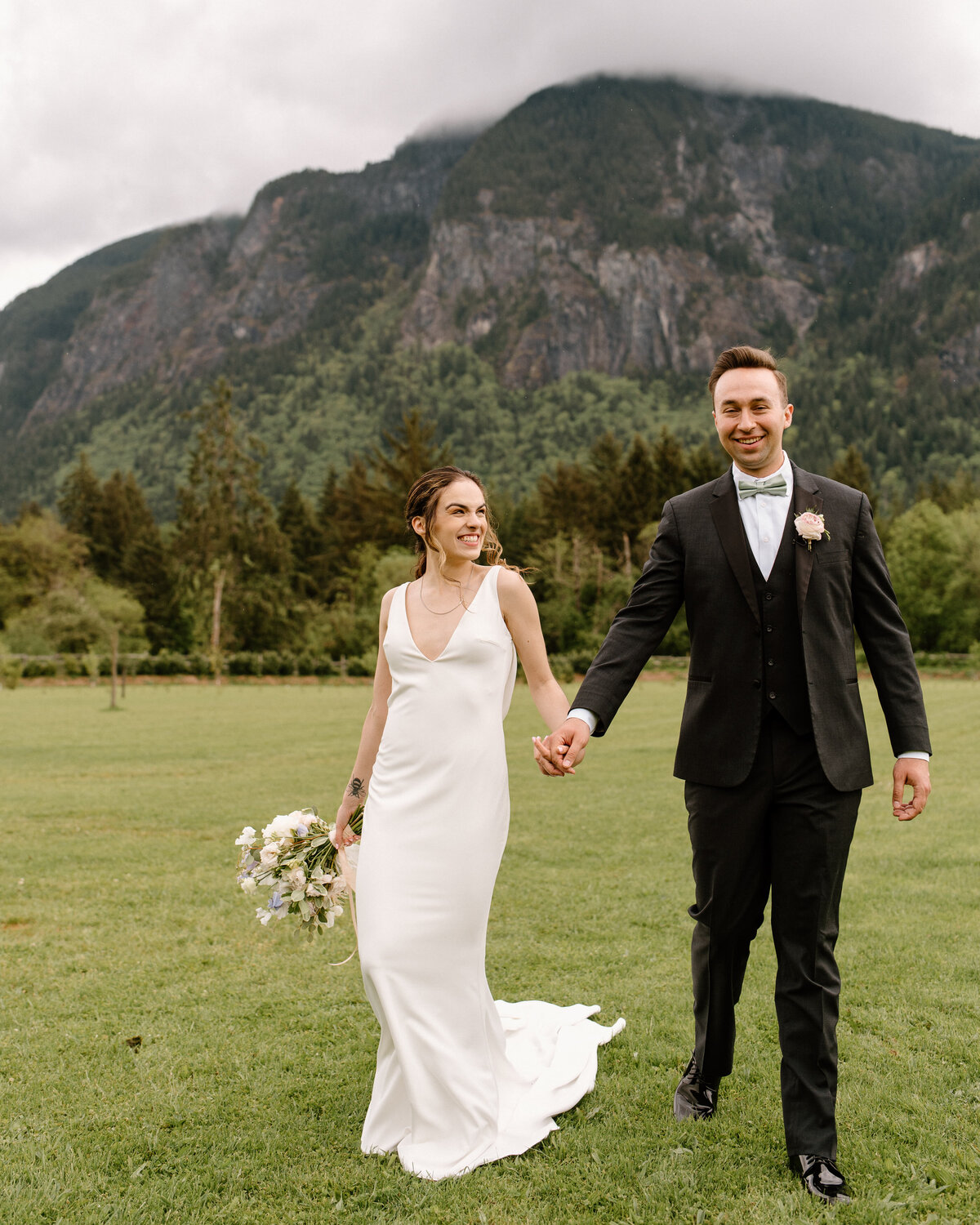 north_fork_farm_events_mount_si_wedding_03