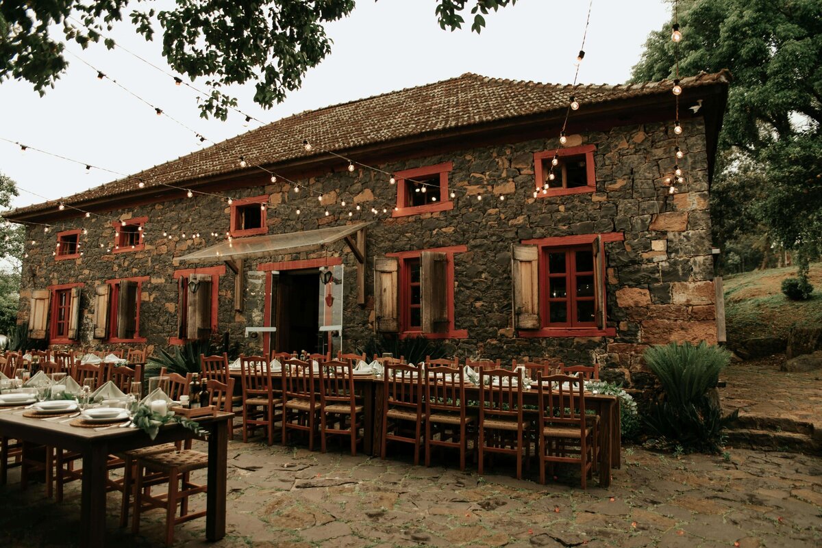 pexels-jonathanborba-19986472