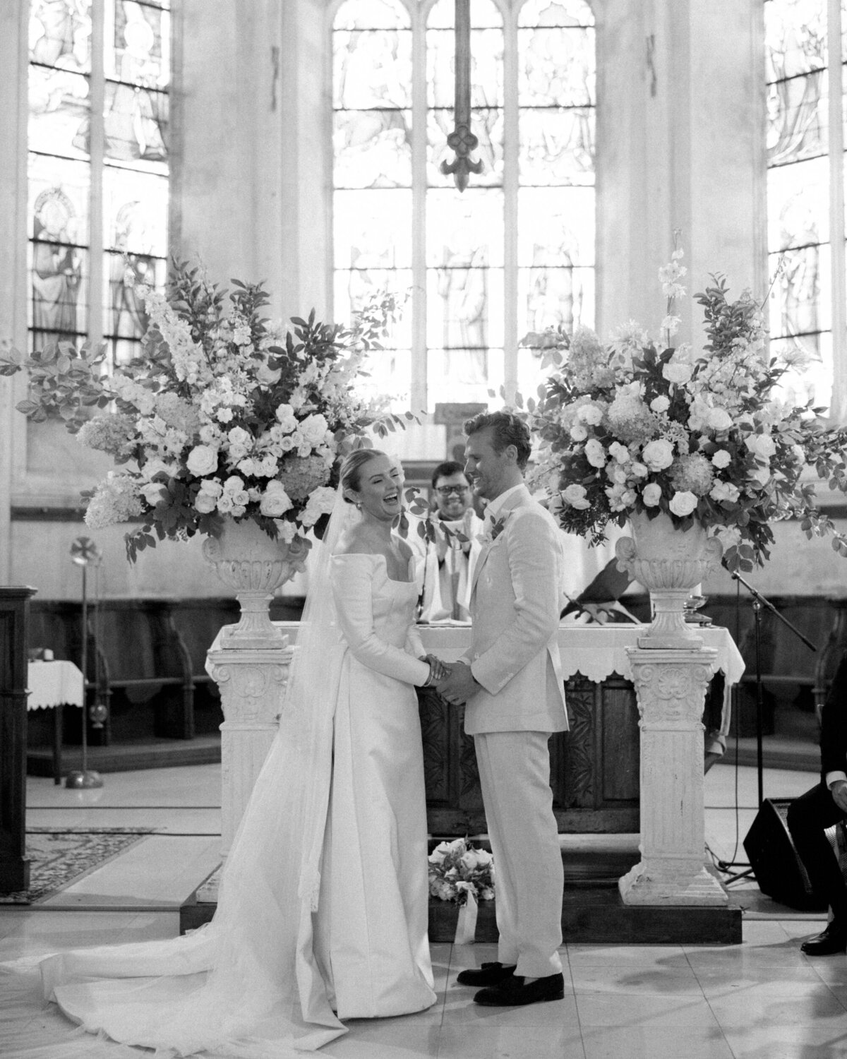 Chateau-de-Grand-Luce-wedding-florist-Floraison65