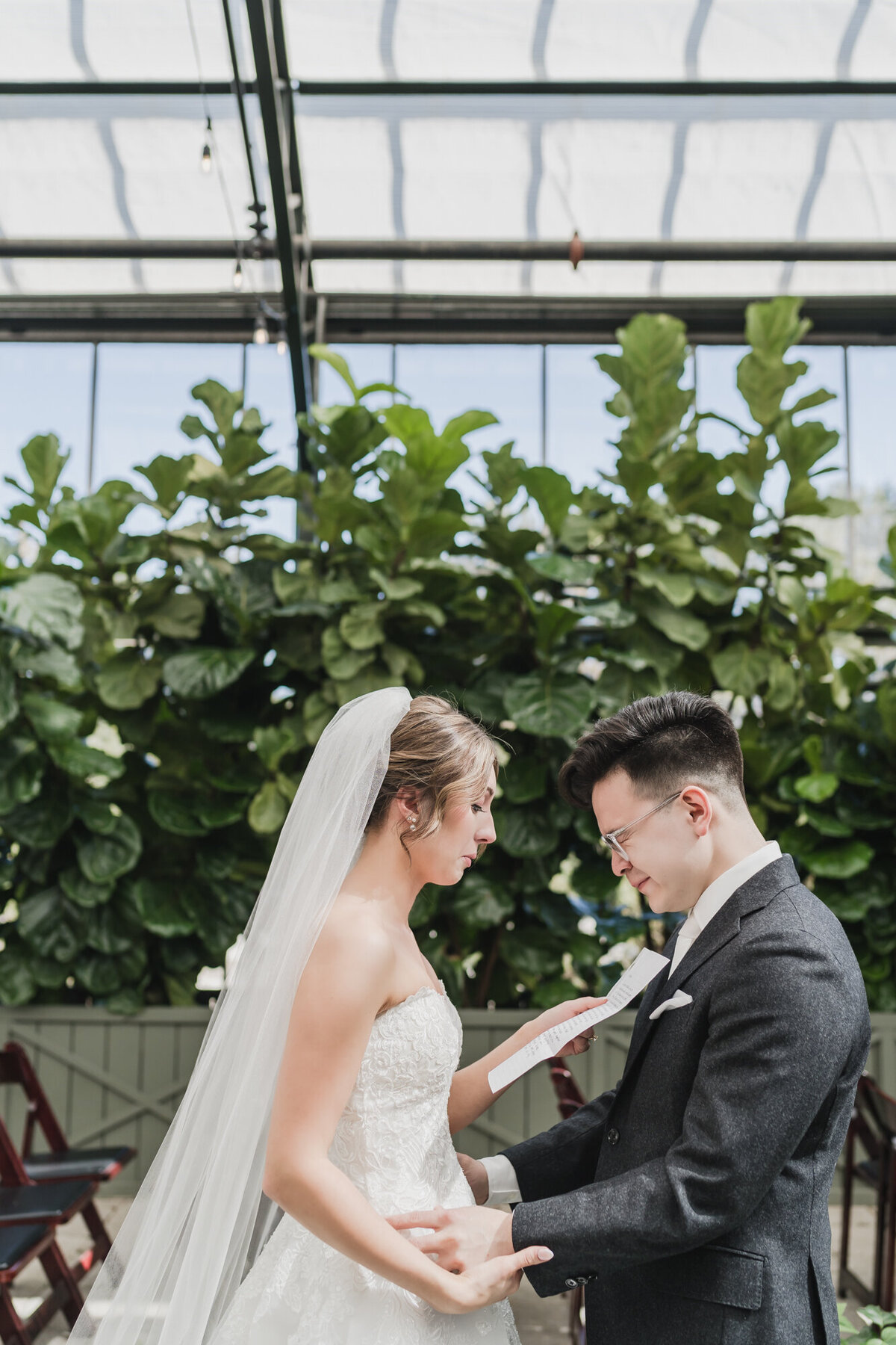BLUSH AND BLACK SPRING PLANTERRA CONSERVATORY WEDDING IN WEST BLOOMFIELD, MICHIGAN PROVIDED BY KARI DAWSON, TOP-RATED DETROIT WEDING PHOTOGRAPHER, AND HER TEAM26