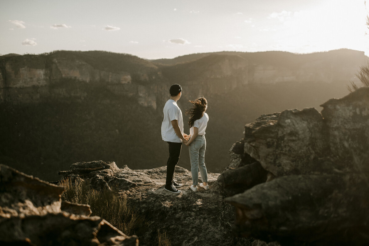 Amy&Peter_WallsLookout2020-103