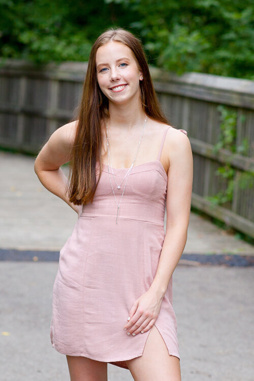 Dana-8--northville-senior-photos-portraits-photography-michigan-plymouth-002.jpg