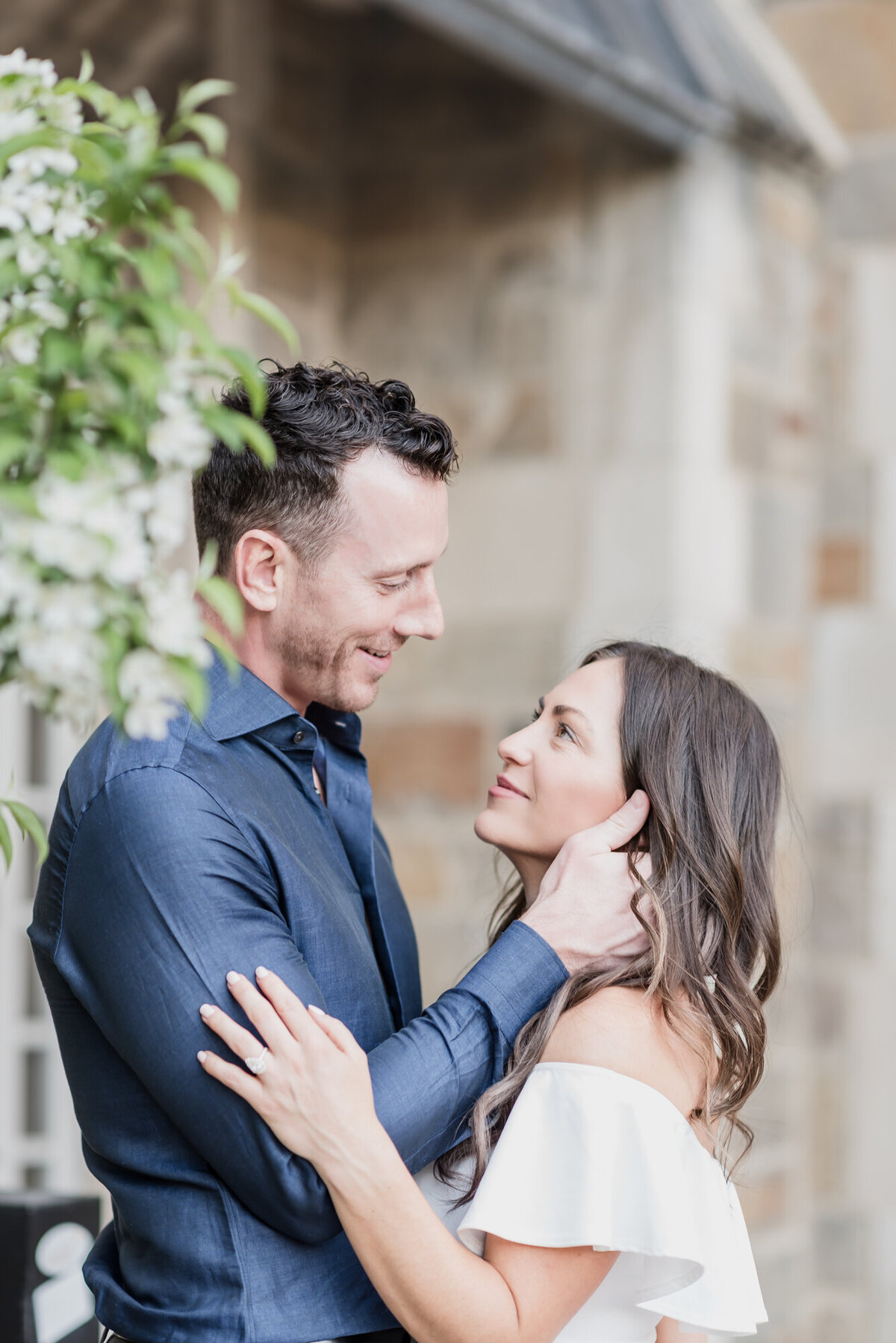 SPRING ANN ARBOR ENGAGEMENT SESSION AT THE LAW QUAD WITH KARI DAWSON4