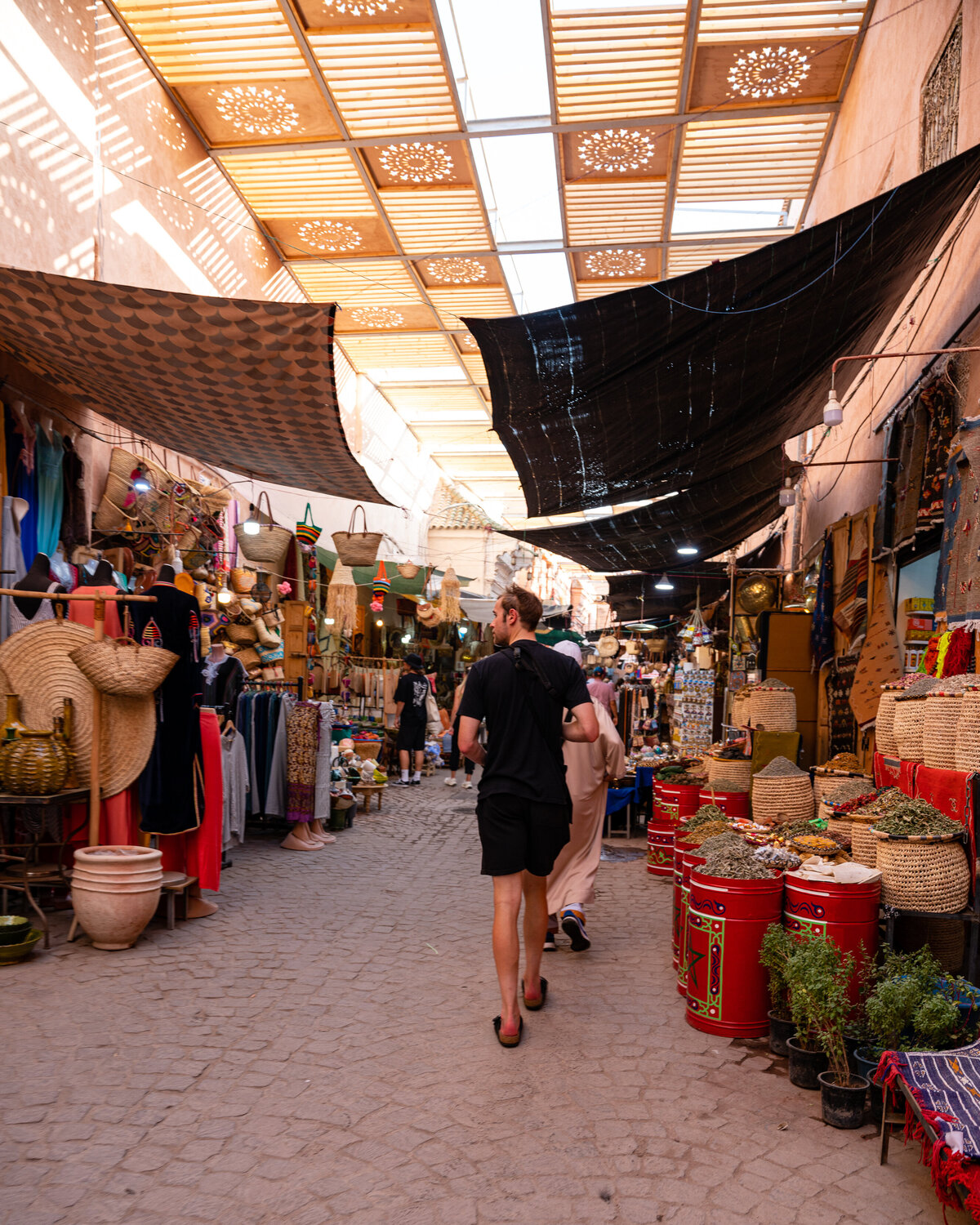 Marrakesh-souk-2