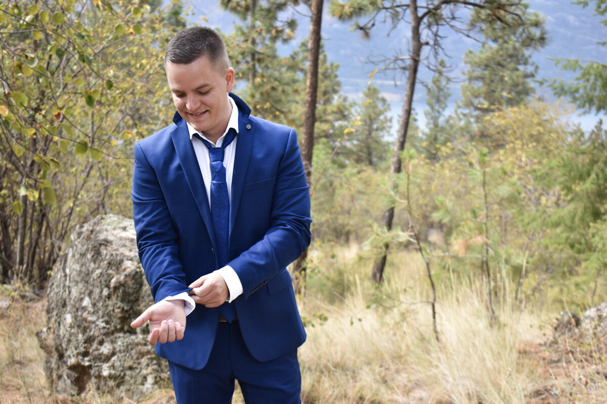 Kelowna wedding couple portrait by Up To You Photography