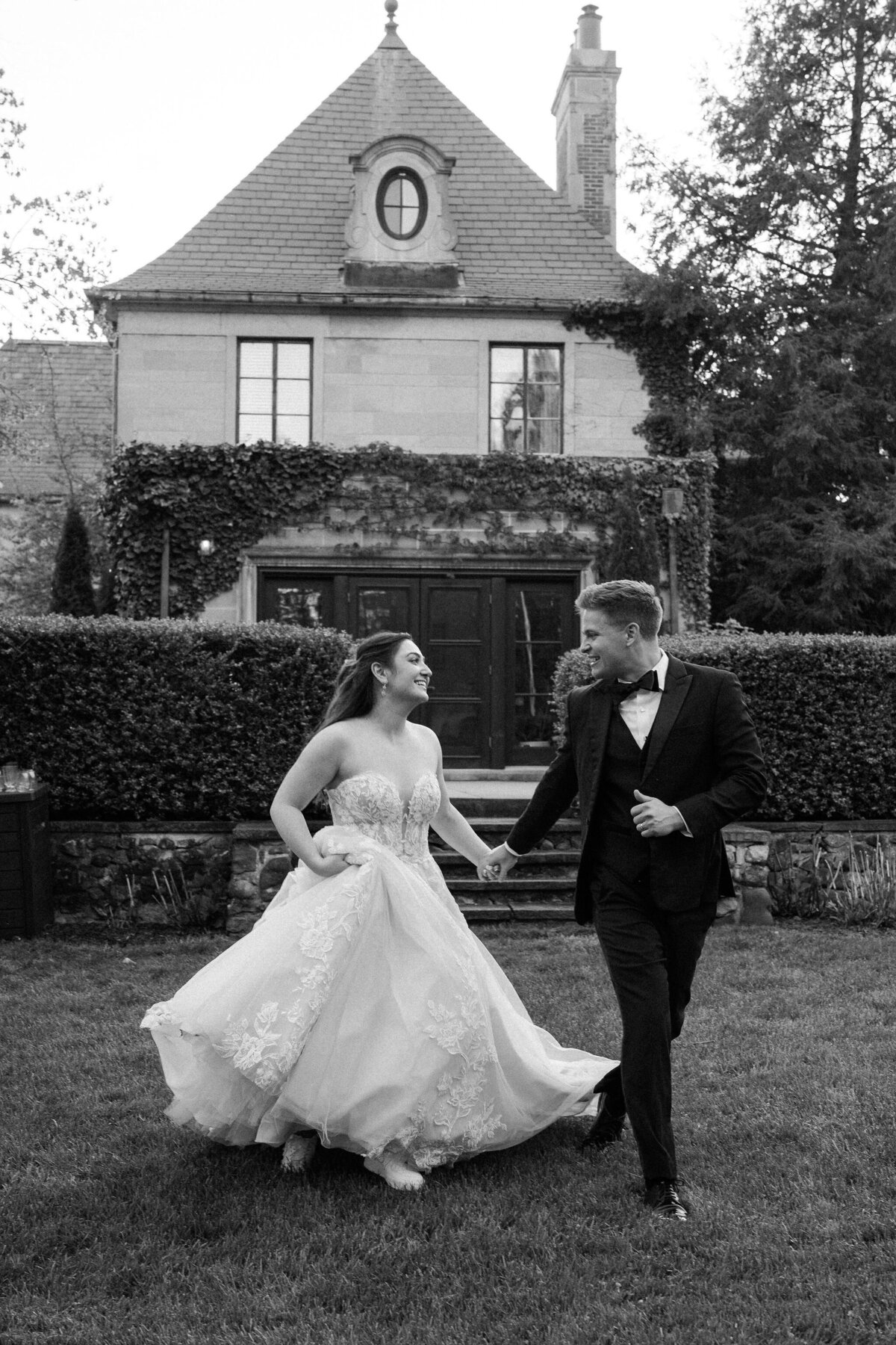 Maria + Grant + Truvision Studios 182