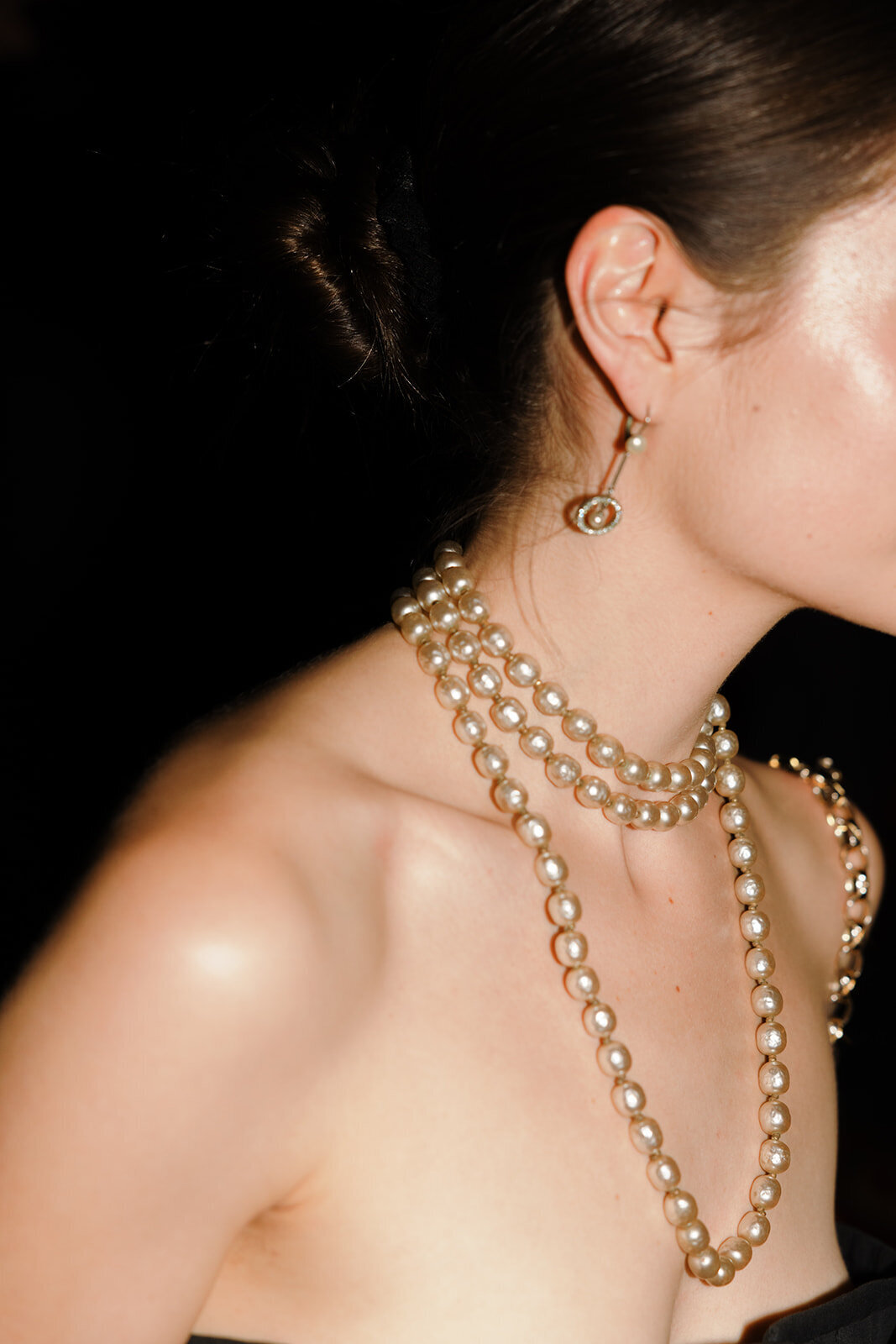 072-REVISED-041EW-ARTISTS-FAVORITES-FINAL230922-EMILIE-WHITE-69