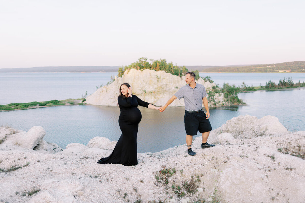 man-and-woman-with-ocdean-in-background