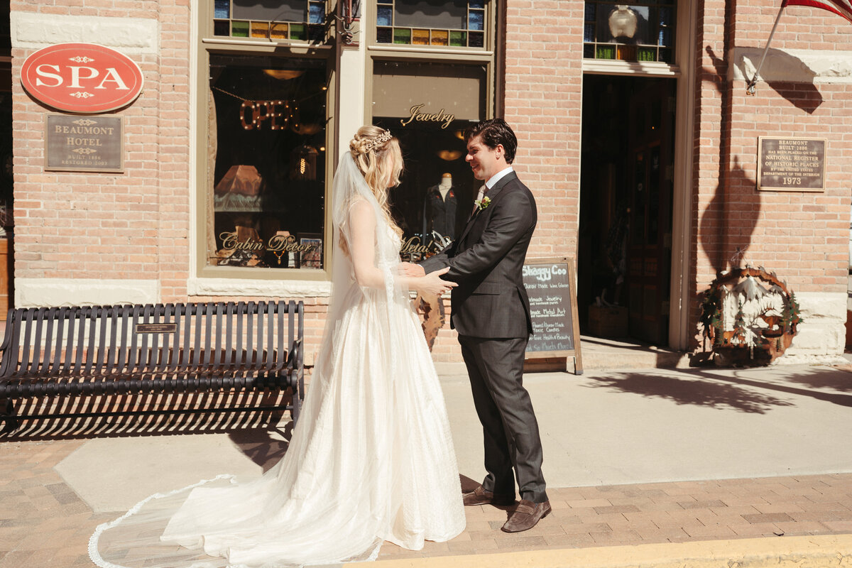 Sam-Murch-Photography-Ouray-Colorado-Summer-Tent-Mountain-Wedding-6