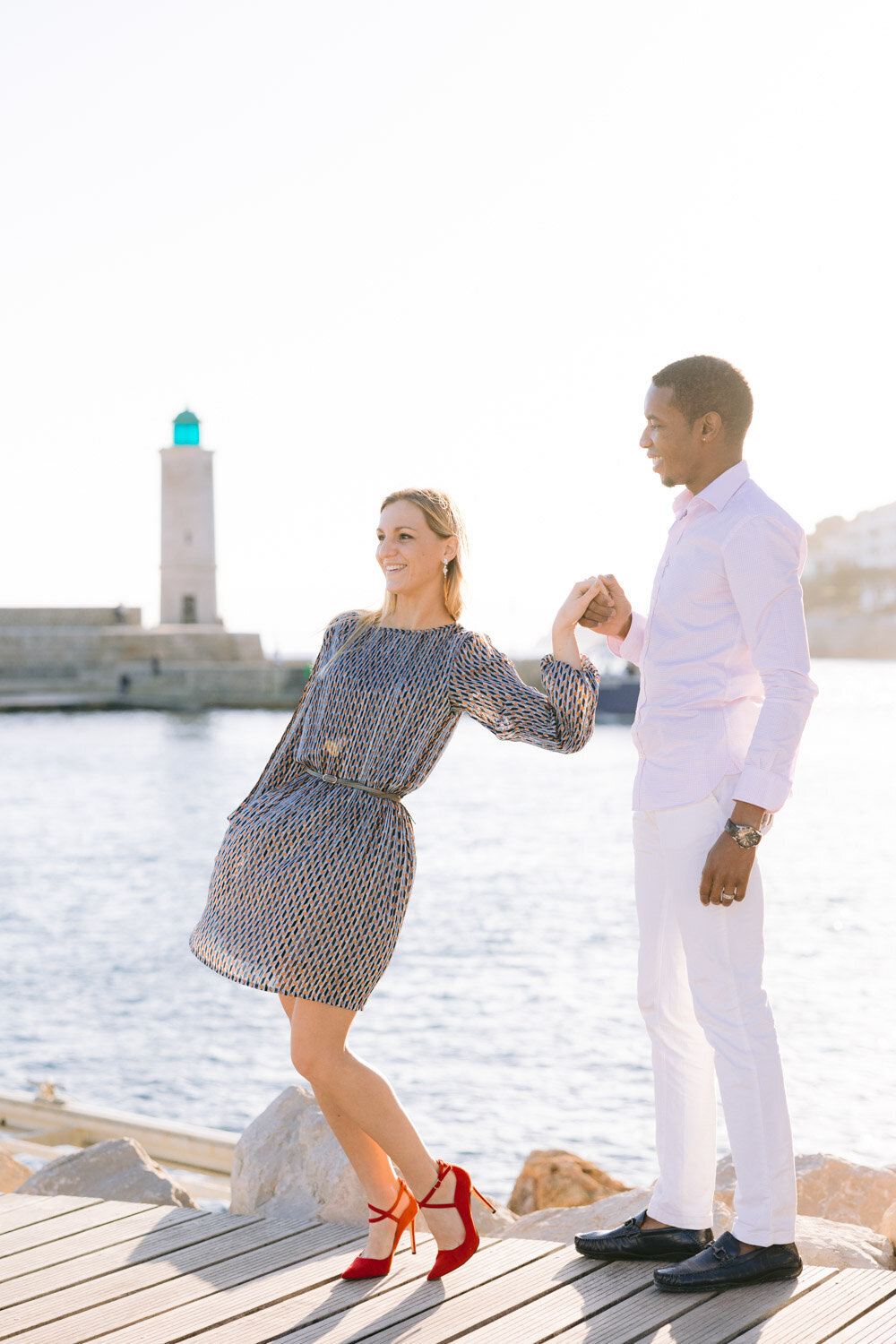 seance-photo-couple-cassis-photographe-luxe-5