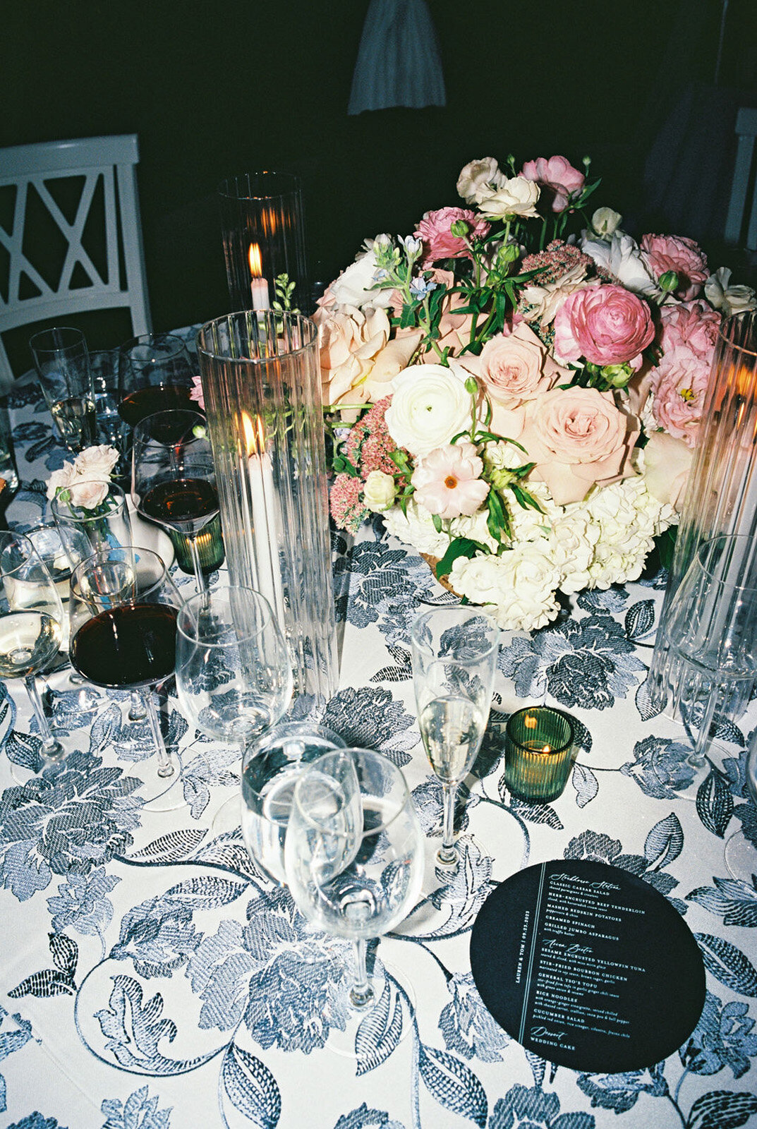 Kate_Murtaugh_Events_Cape_Cod_tented_wedding_dinner (1)