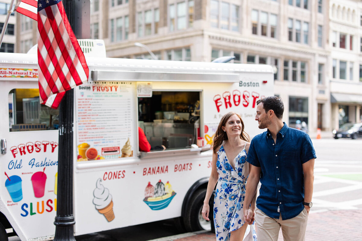 candid-boston-engagement-photographer-zev-fisher073