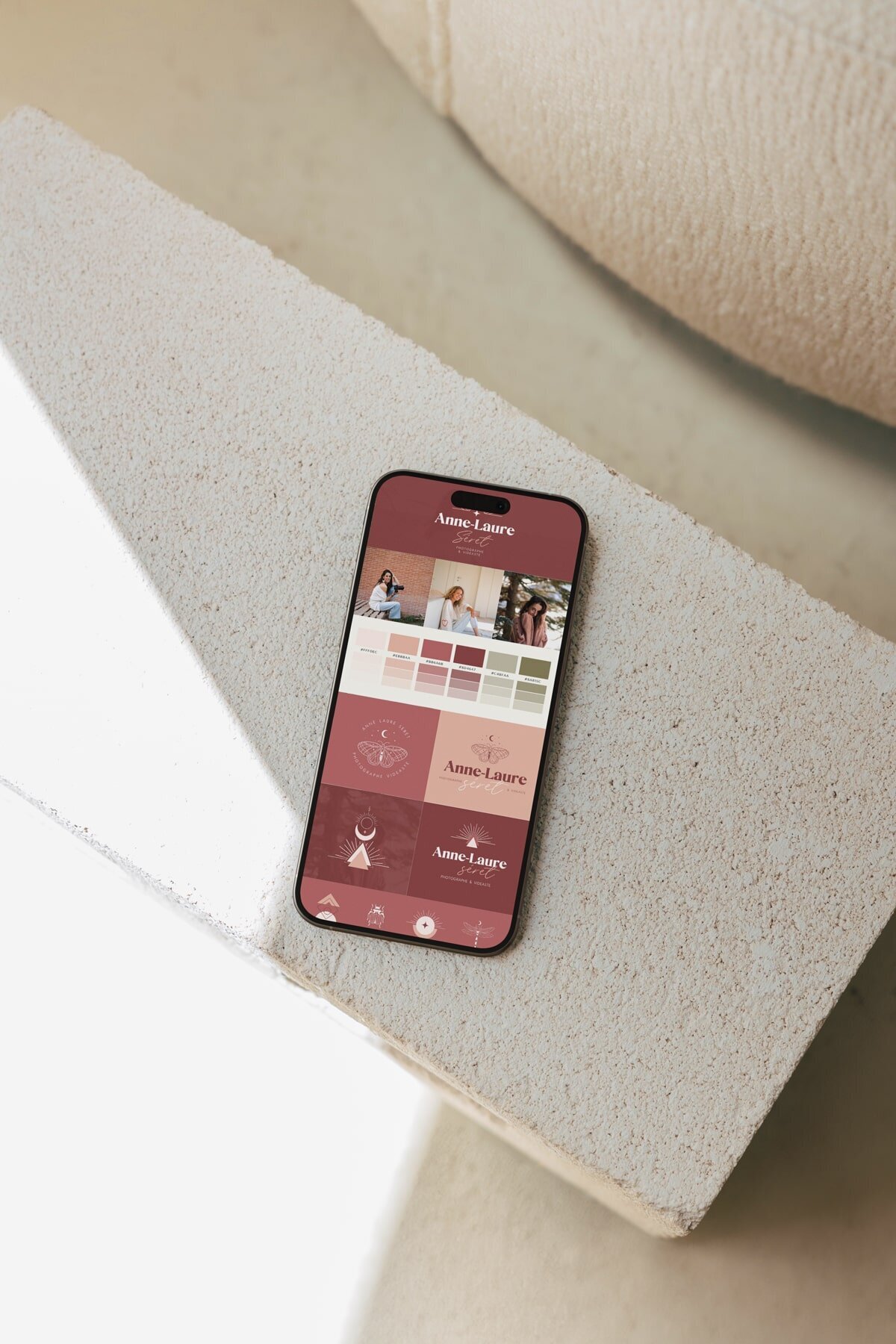 Mockup_AnneLaureSeret_Branding-min