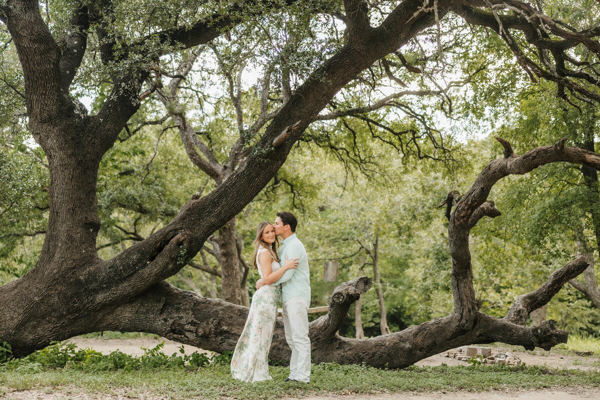 south-austin-engagement-session